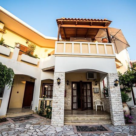 Erato Hotel Apartments Rethymno  Exterior photo