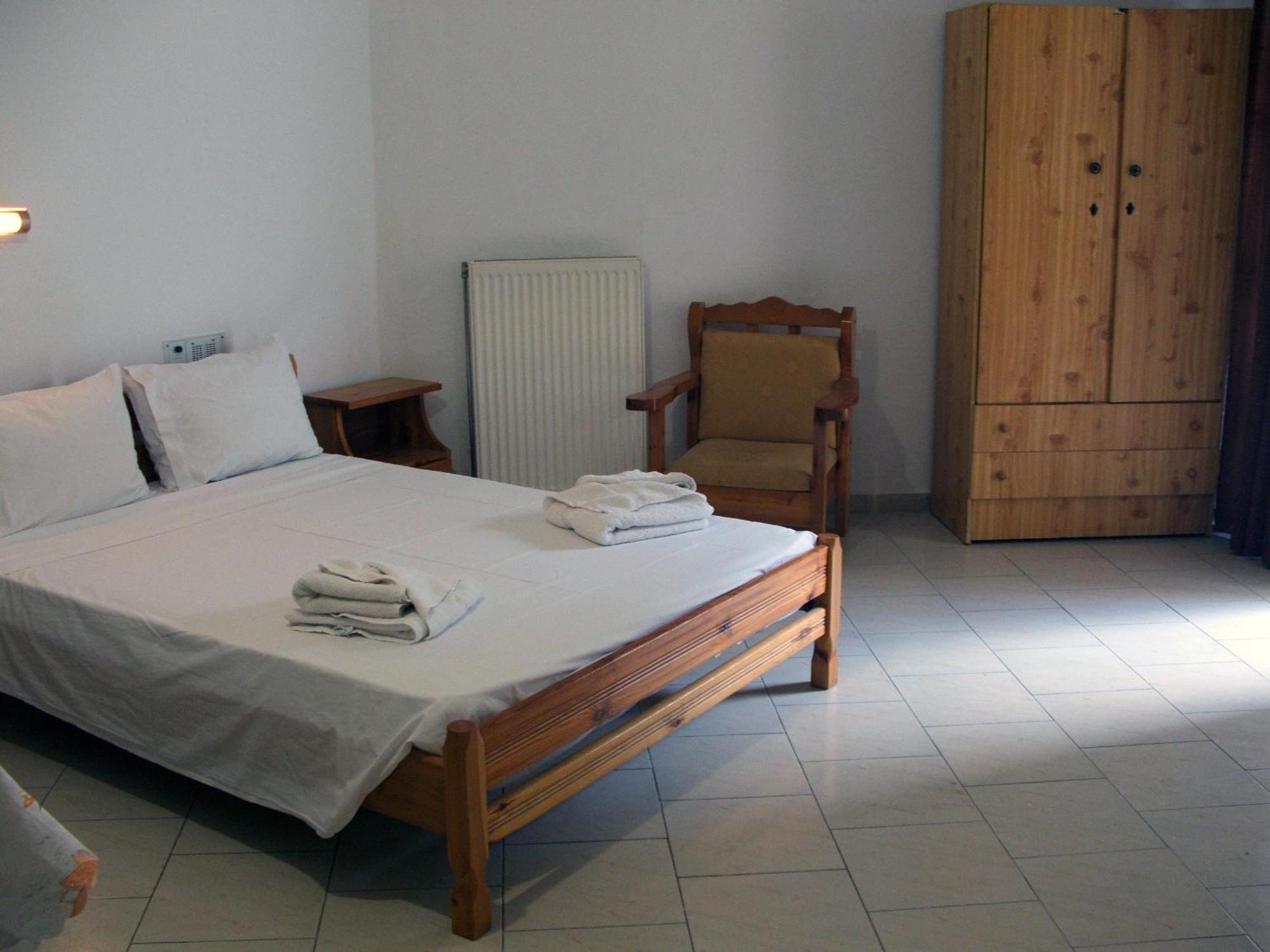 Erato Hotel Apartments Rethymno  Room photo