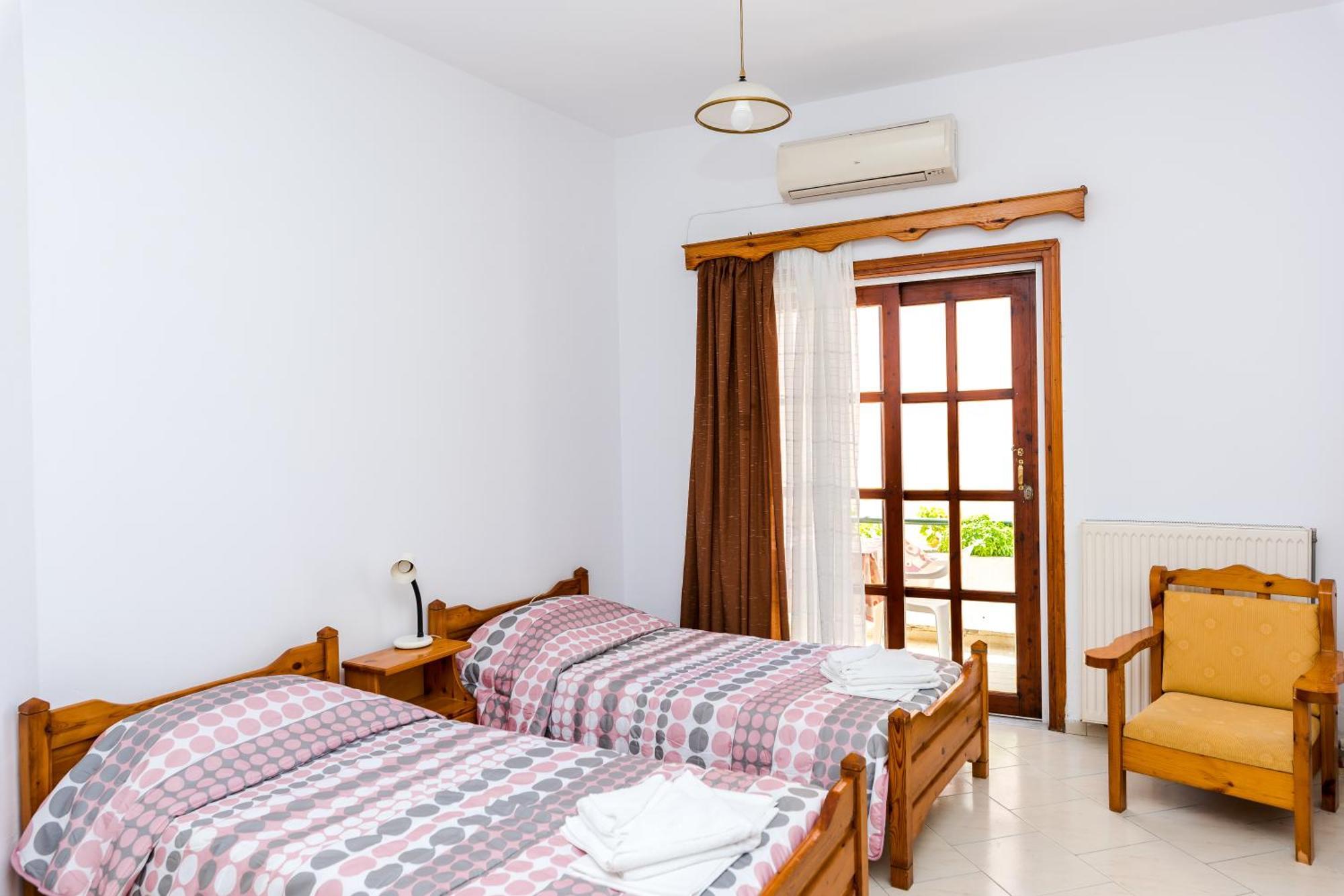 Erato Hotel Apartments Rethymno  Room photo