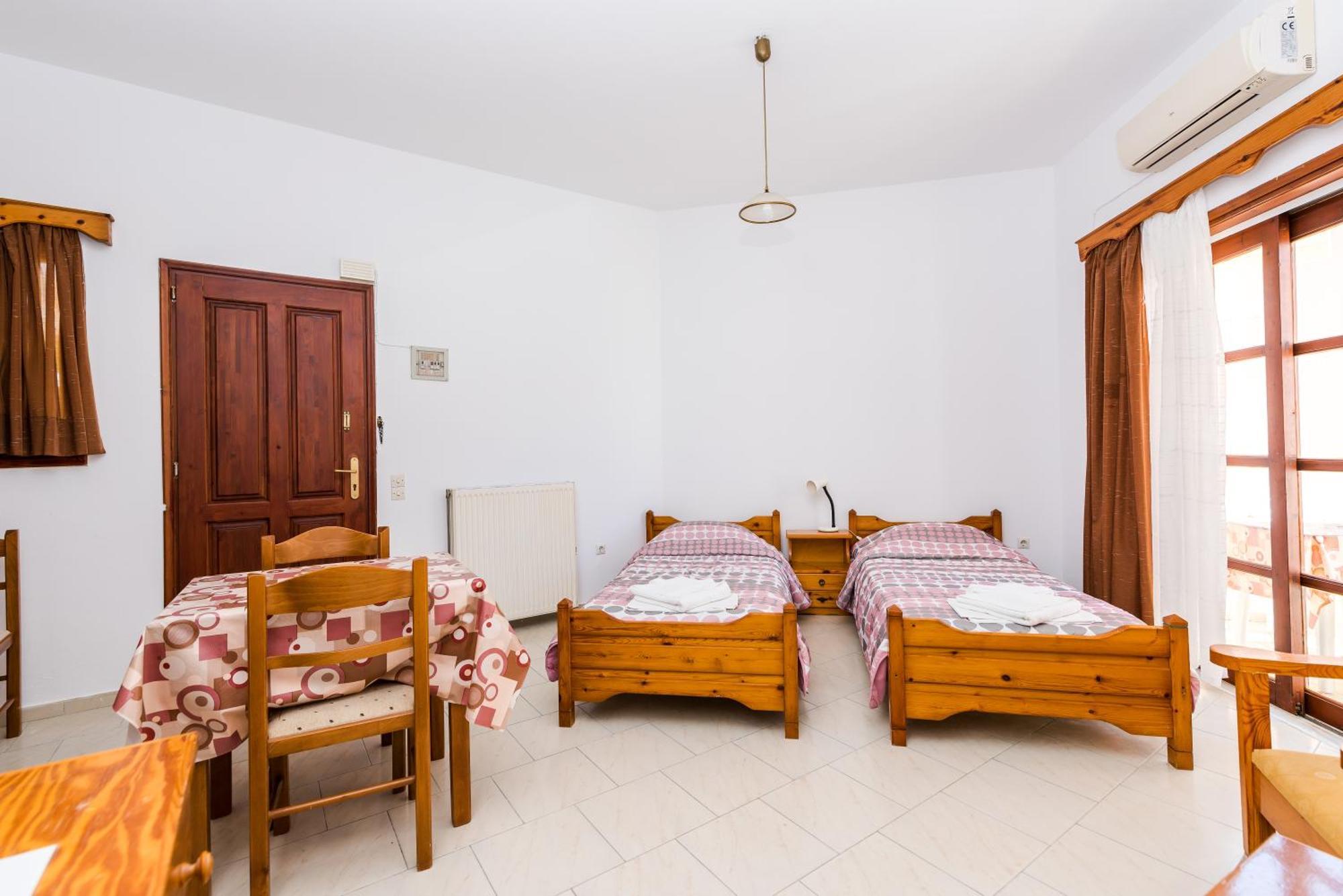 Erato Hotel Apartments Rethymno  Room photo