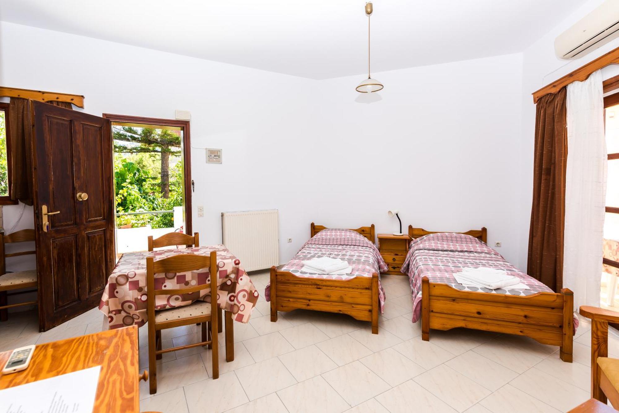 Erato Hotel Apartments Rethymno  Room photo