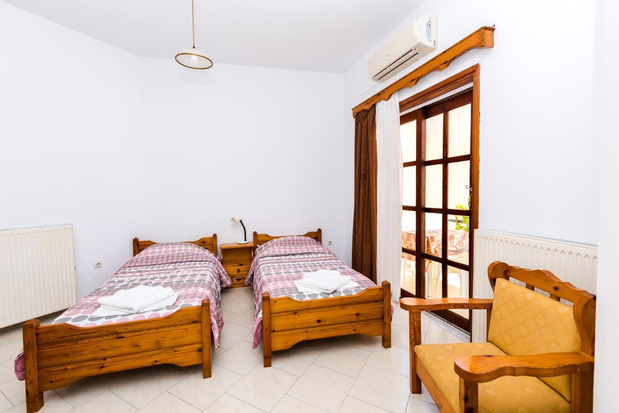 Erato Hotel Apartments Rethymno  Room photo